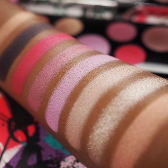 NWT Mac Eye Shadow Pallette Fashion Fanatic - Picture 6 of 9